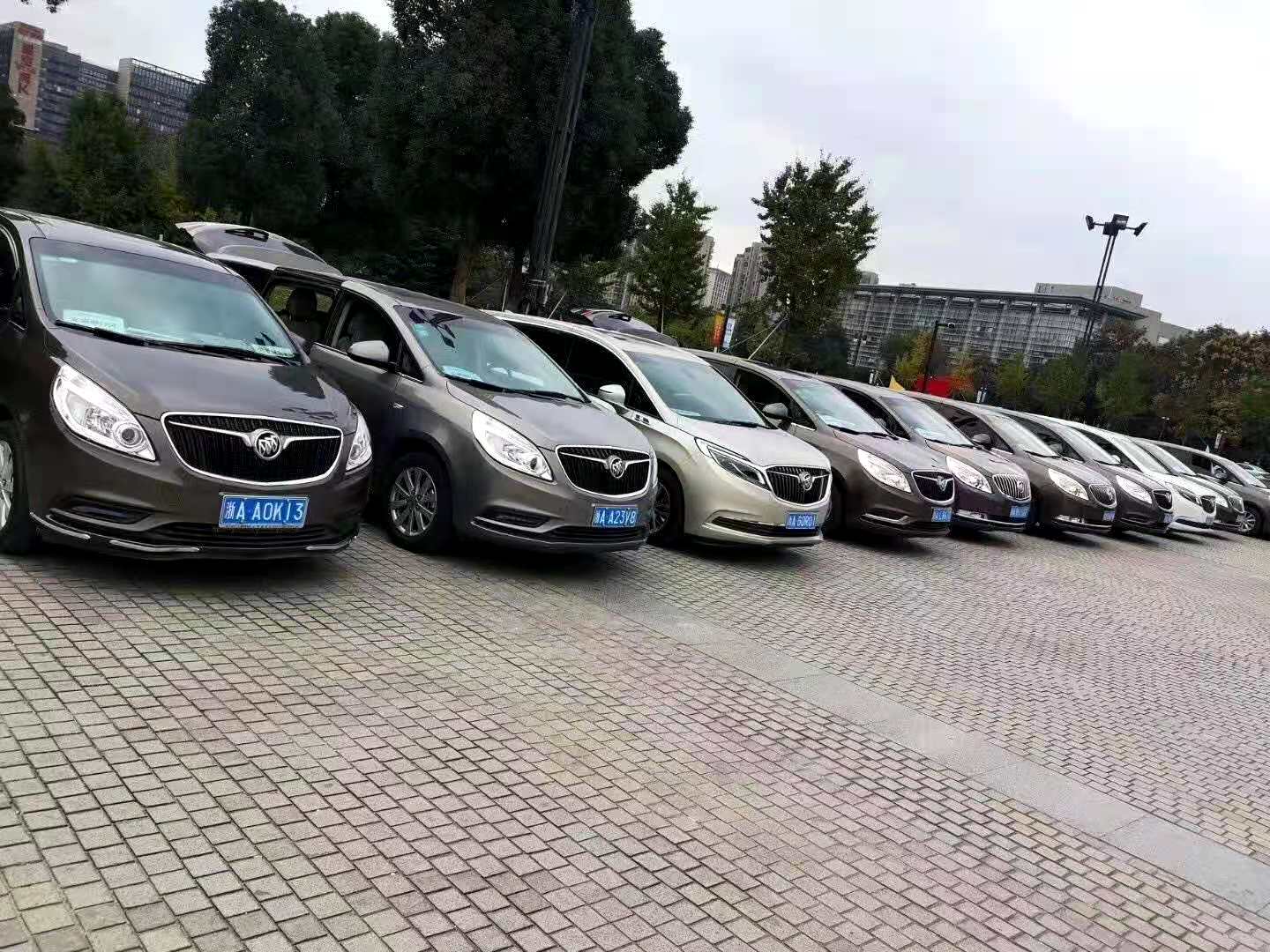 无锡火葬场灵车电话 殡仪车